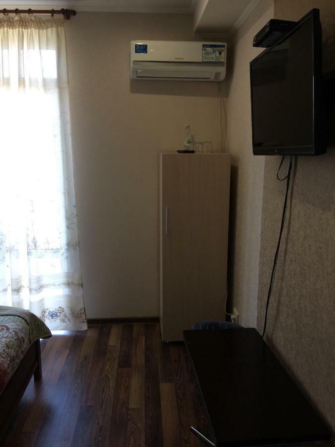 Hotel Paulina Falesti エクステリア 写真